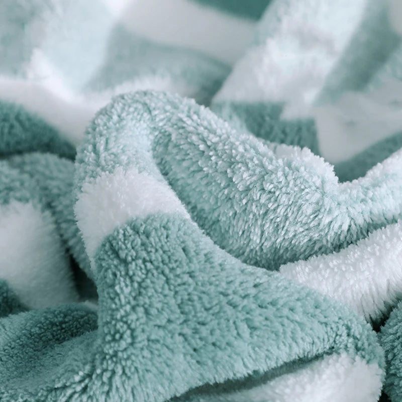 Plush and Thick Bath Towel Set